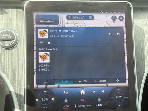 Used 2023 Mercedes-Benz C 300 Sedan image 22