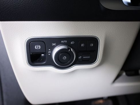 Certified 2026 Mercedes-Benz GLB 250 4MATIC image 12