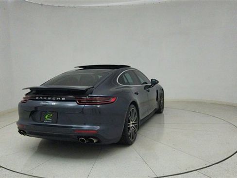 Used 2018 Porsche Panamera 4S image 67