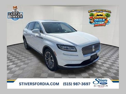 Certified 2023 Lincoln Nautilus Reserve w/ Class II Trailer Tow Package AWD/4WD image 1