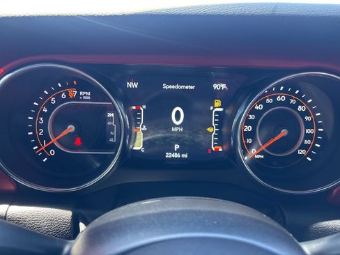 Used 2023 Jeep Gladiator Rubicon w/ LED Lighting Group AWD/4WD image 21