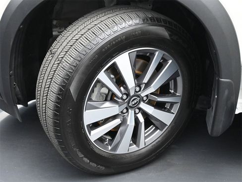 Used 2022 Nissan Pathfinder SL w/ SL Black Package image 23