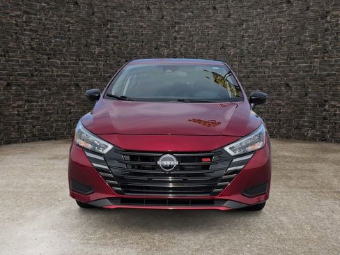Used 2025 Nissan Versa SR w/ Trunk Package FWD image 4