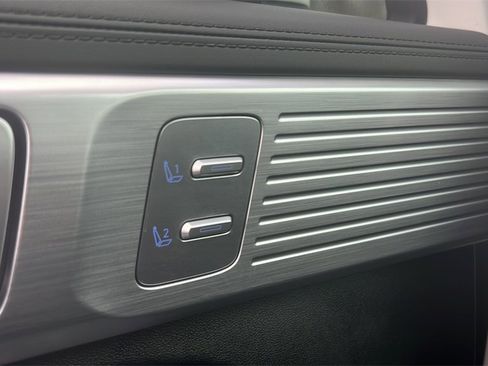 Used 2024 Hyundai Santa Fe Limited image 24