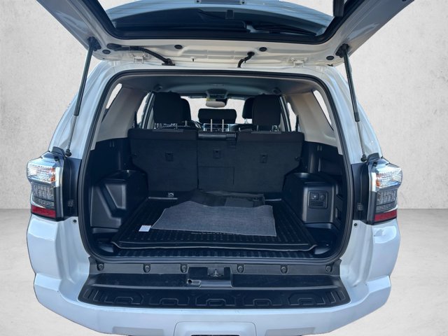 Used 2021 Toyota 4Runner SR5 AWD/4WD image 6