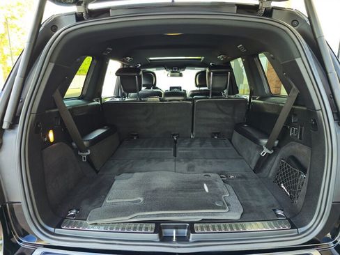 Used 2017 Mercedes-Benz GLS 550 4MATIC w/ Driver Assistance Package image 33
