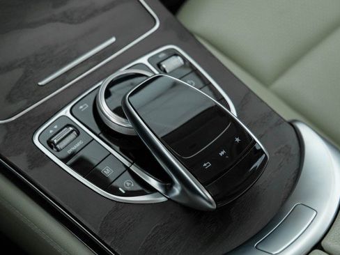 Used 2019 Mercedes-Benz GLC 300 4MATIC DRIVER ASSIST PKG PARKI image 24