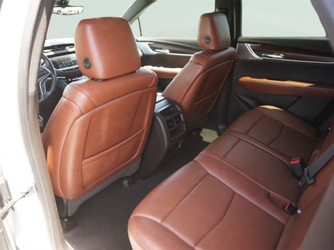 Used 2020 Cadillac XT5 Sportv AWD/4WD image 12