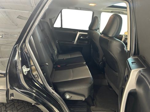 Used 2021 Toyota 4Runner SR5 Premium w/ Moonroof Package AWD/4WD image 22