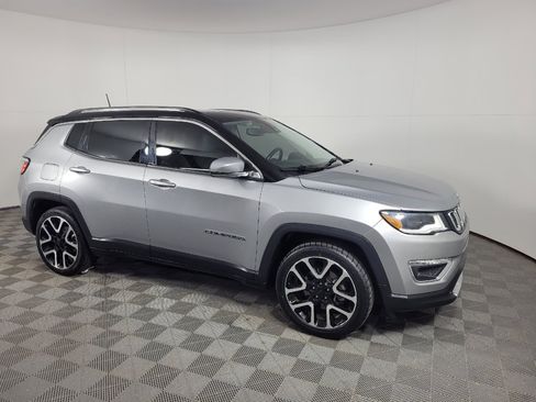 Used 2021 Jeep Compass Limited w/ Sun and Sound Group FWD image 11