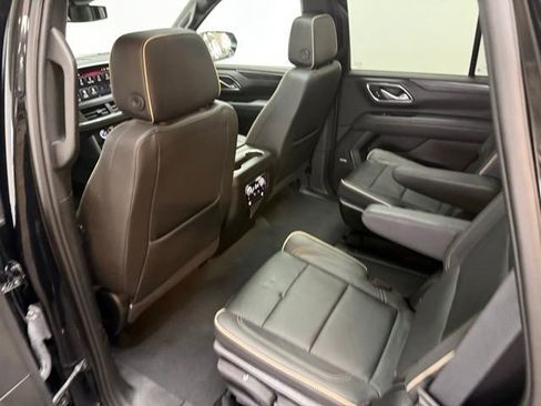 Certified 2023 GMC Yukon SLT w/ SLT Premium Package image 32