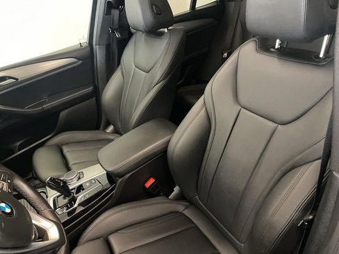 Used 2019 BMW X3 xDrive30i w/ Premium Package image 17