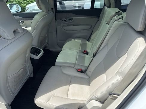 Used 2023 Volvo XC90 B6 Plus w/ Protection Package AWD/4WD image 6