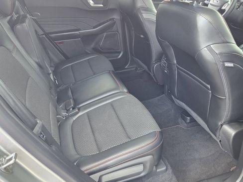 Used 2023 Ford Escape ST-Line w/ Tech Pack #1 FWD image 10