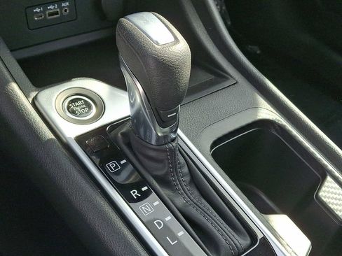 Used 2023 Nissan Sentra SV image 12