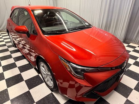 Used 2019 Toyota Corolla SE FWD image 3