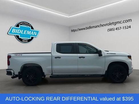 Used 2022 Chevrolet Silverado 1500 Custom w/ Rally Edition AWD/4WD image 9