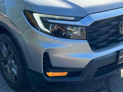 Used 2023 Honda Passport EX-L image 7