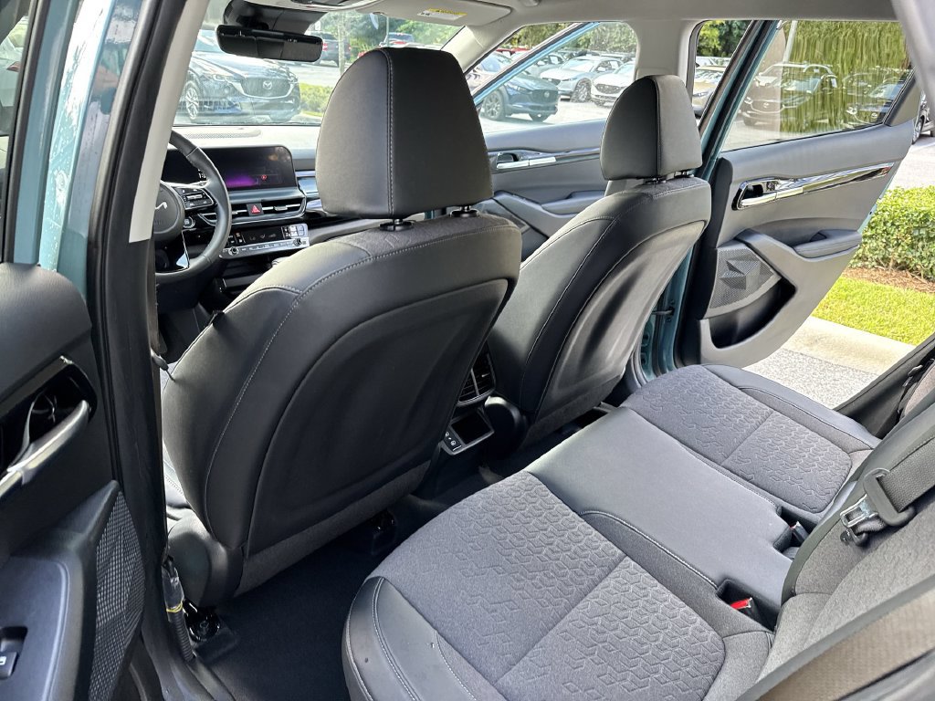 Used 2025 Kia Seltos S FWD image 34