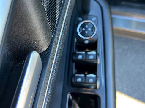 Used 2017 Ford Edge SEL w/ Equipment Group 201A image 20