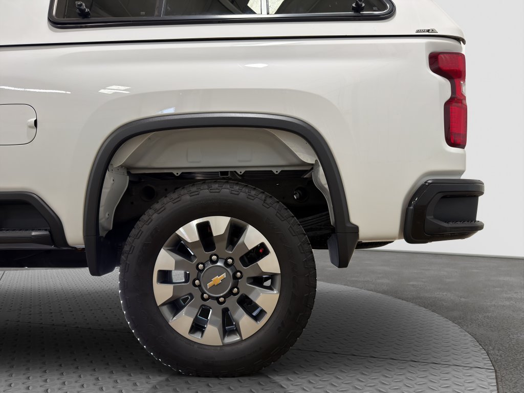 Used 2024 Chevrolet Silverado 2500 Custom w/ Custom Convenience Package AWD/4WD image 16