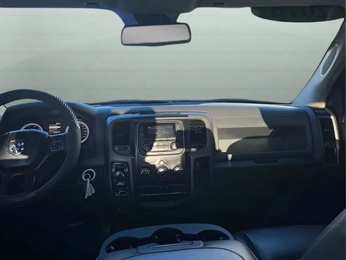 Used 2020 RAM 1500 Classic SLT AWD/4WD image 21