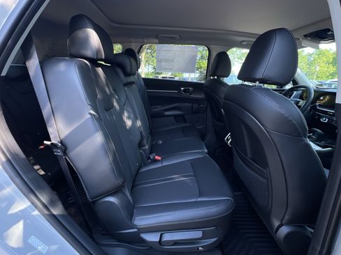 New 2026 Kia Sorento S w/ S Panoramic Sunroof Package FWD image 33