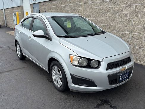 Used 2013 Chevrolet Sonic LT FWD image 2