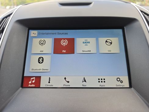 Used 2019 Ford Edge Titanium w/ Cold Weather Package AWD/4WD image 30