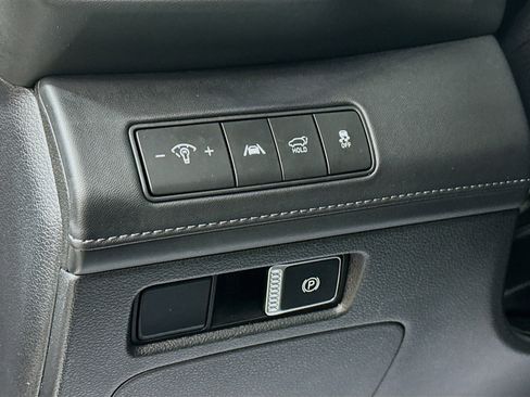 Used 2023 Hyundai Santa Fe Limited image 10