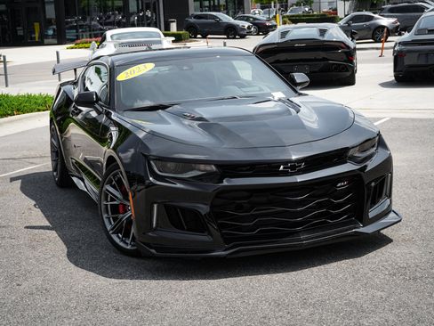 Used 2023 Chevrolet Camaro ZL1 RWD image 2