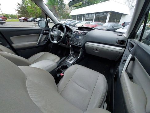Used 2014 Subaru Forester 2.5i Limited AWD/4WD image 11
