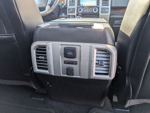 Used 2016 Ford F150 Lariat image 16