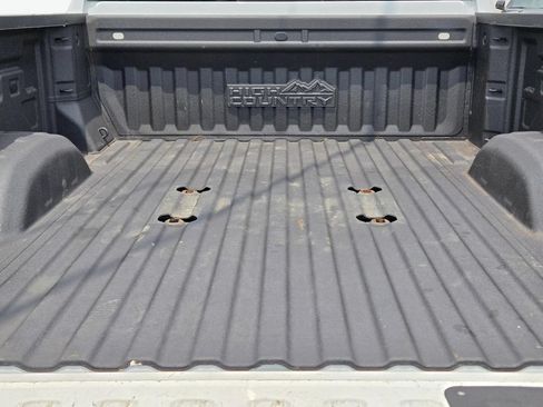 Used 2021 Chevrolet Silverado 3500 High Country w/ Z71 Off-Road Package AWD/4WD image 8