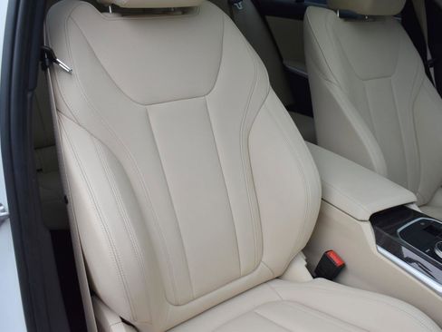 Used 2020 BMW 330i xDrive Sedan w/ Convenience Package image 43