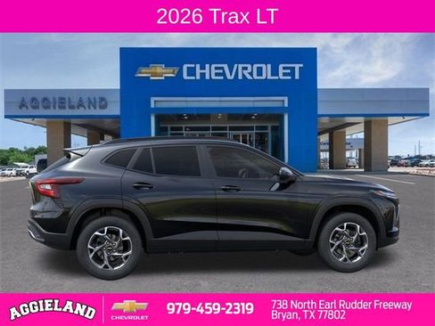 New 2026 Chevrolet Trax LT image 5