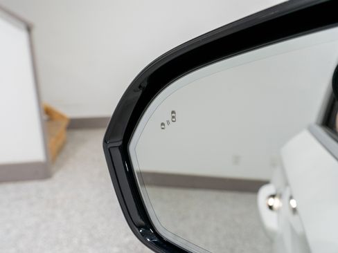 Used 2020 Lincoln Corsair Reserve w/ Equipment Group 201A image 13