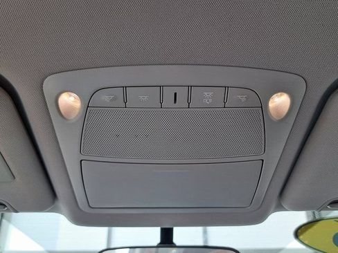 Used 2016 Nissan Rogue S w/ Appearance Package FWD image 19