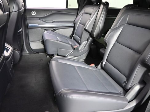 New 2025 Lincoln Navigator Reserve w/ Jet Appearance Package image 21