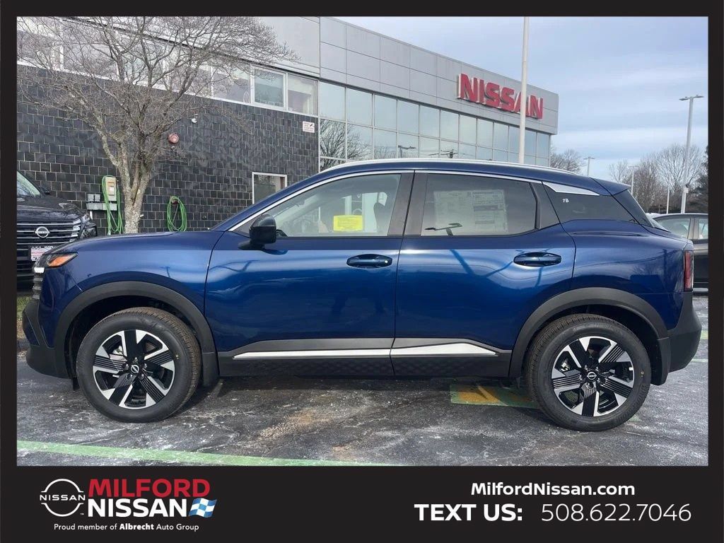 Used 2026 Nissan Kicks SV w/ SV Premium Package AWD/4WD image 2
