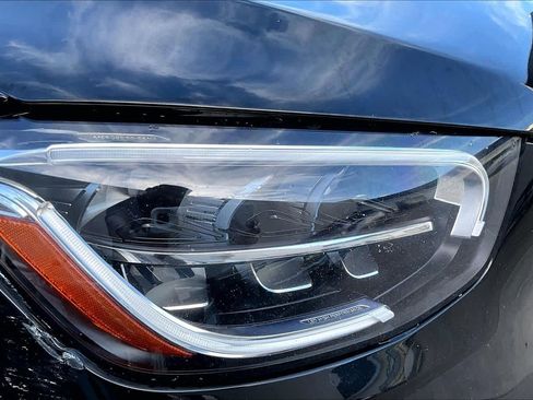 Used 2022 Mercedes-Benz GLC 300 4MATIC image 26