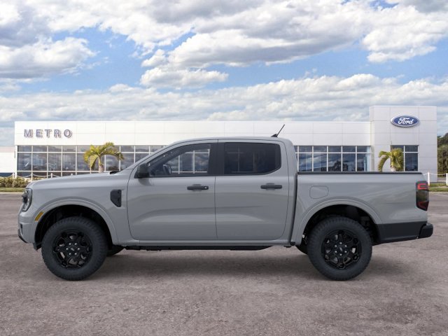New 2026 Ford Ranger XLT w/ Black Appearance Package RWD image 3