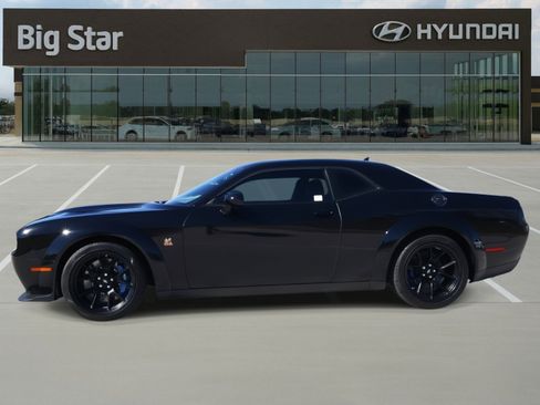 Used 2023 Dodge Challenger R/T Scat Pack image 2