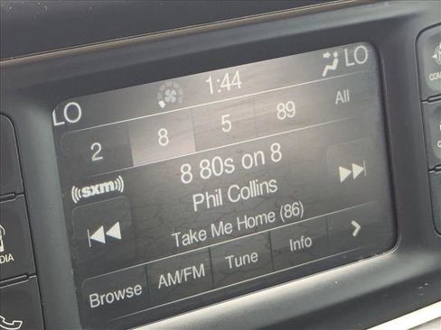 Used 2017 Jeep Grand Cherokee Limited image 13