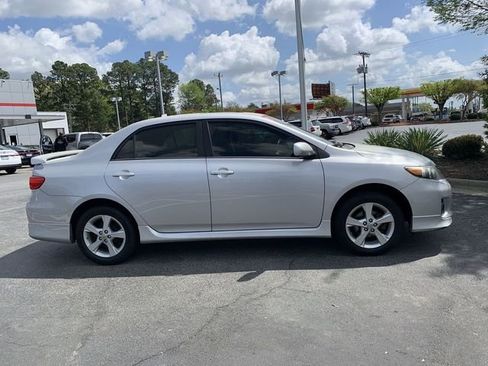 Used 2012 Toyota Corolla S FWD image 9