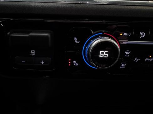 Certified 2024 GMC Sierra 1500 Elevation w/ Elevation Premium Package AWD/4WD image 19