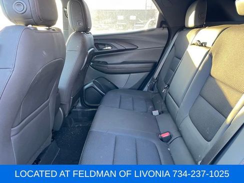 Used 2023 Chevrolet TrailBlazer RS w/ Convenience Package image 9