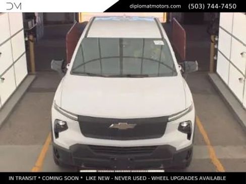 Used 2024 Chevrolet Silverado EV W/T image 2