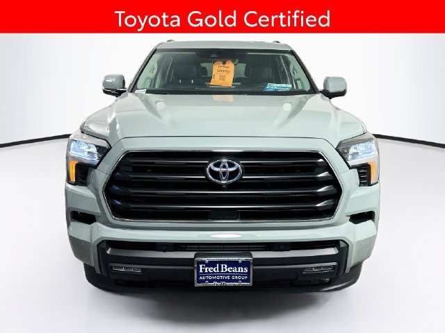 Used 2024 Toyota Sequoia SR5 AWD/4WD image 2