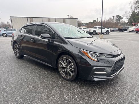 Used 2022 Toyota Corolla SE image 9